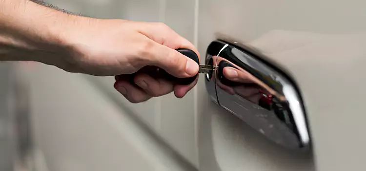 Why Choose Our Auto Locksmith Team in Green Bay, WI?