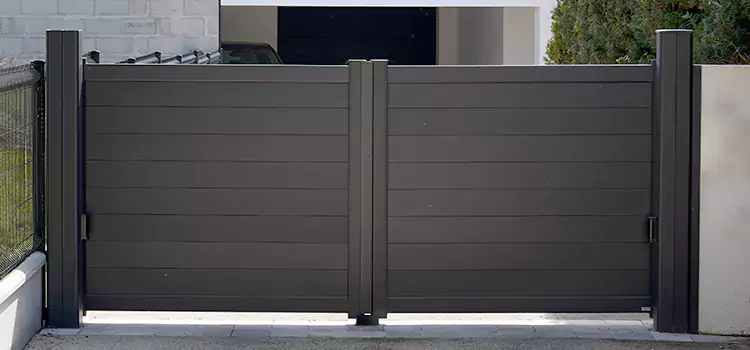 Common Residential Gate Issues We Resolve in Green Bay, WI